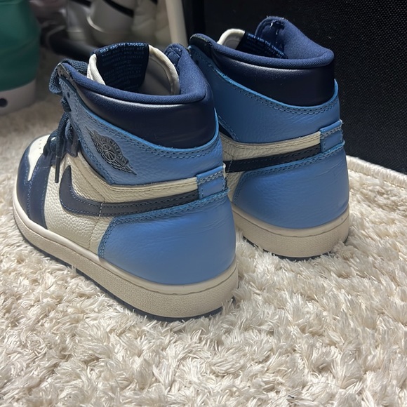 sneakers - Picture 3 of 5